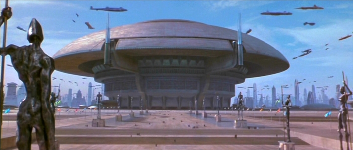 Senat Galaktyczny (z czasów Republiki i Imperium, drugi budynek zbudowany był w okresie trwania Nowej Republiki, po kryzysie Almańskim).